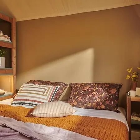 Campsite Sur Pilotis Avec Terrasse A Royan - Api-1-52-1474 Royan