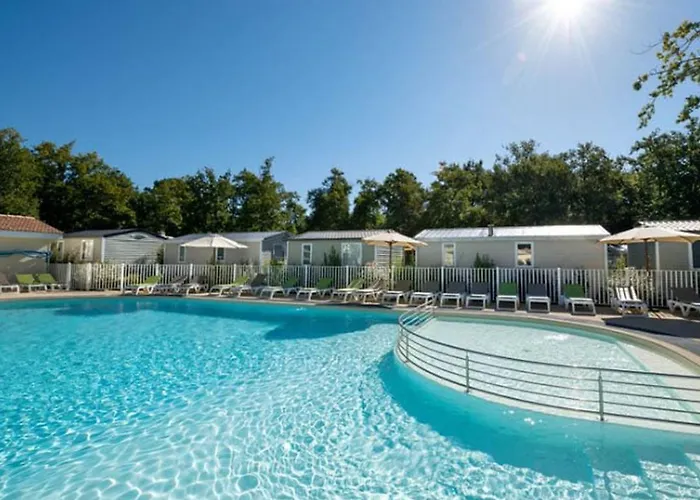 Sur Pilotis Avec Terrasse A - Api-1-52-1474 Campsite Royan