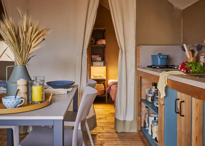 Sur Pilotis Avec Terrasse A - Api-1-52-1474 *