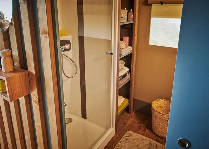 Sur Pilotis Avec Terrasse A - Api-1-52-1474 Campsite *